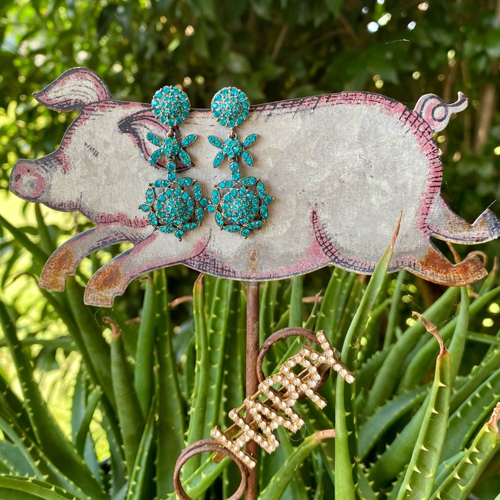 JOAN RIVERS TEAL CRYSTAL FLORAL DREAM PIERCED EARRINGS - Picture 6 of 10